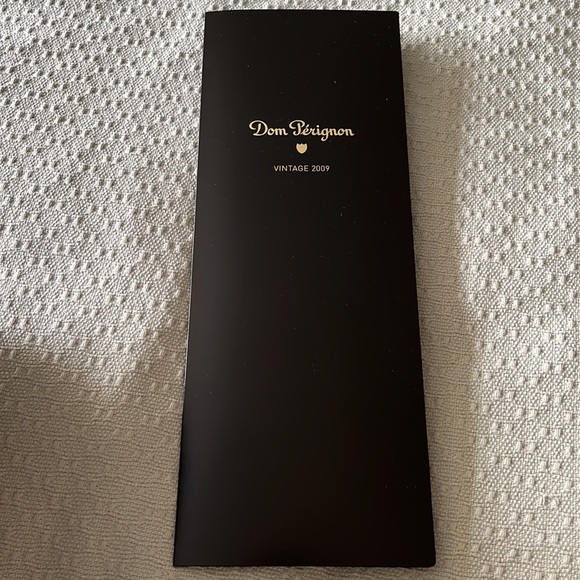 Dom Perignon Vintage  2009 Box with Card - Picture 6 of 9